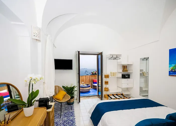 Villa Luxurious Private Villa In Positano With Stunning Sea Views *